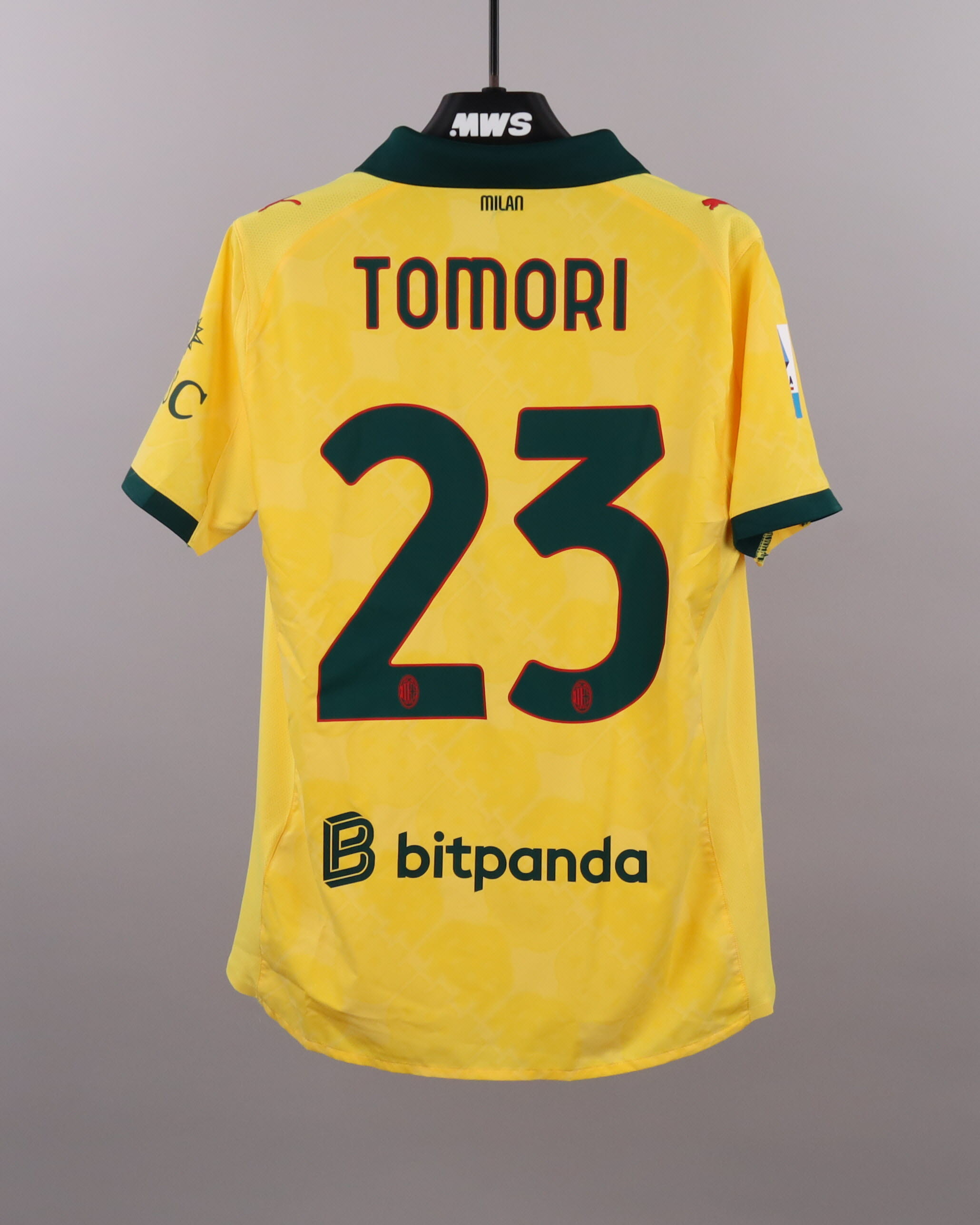 Fikayo Tomori AC Milan shirt