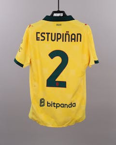 Pervis Estupiñán AC Milan shirt