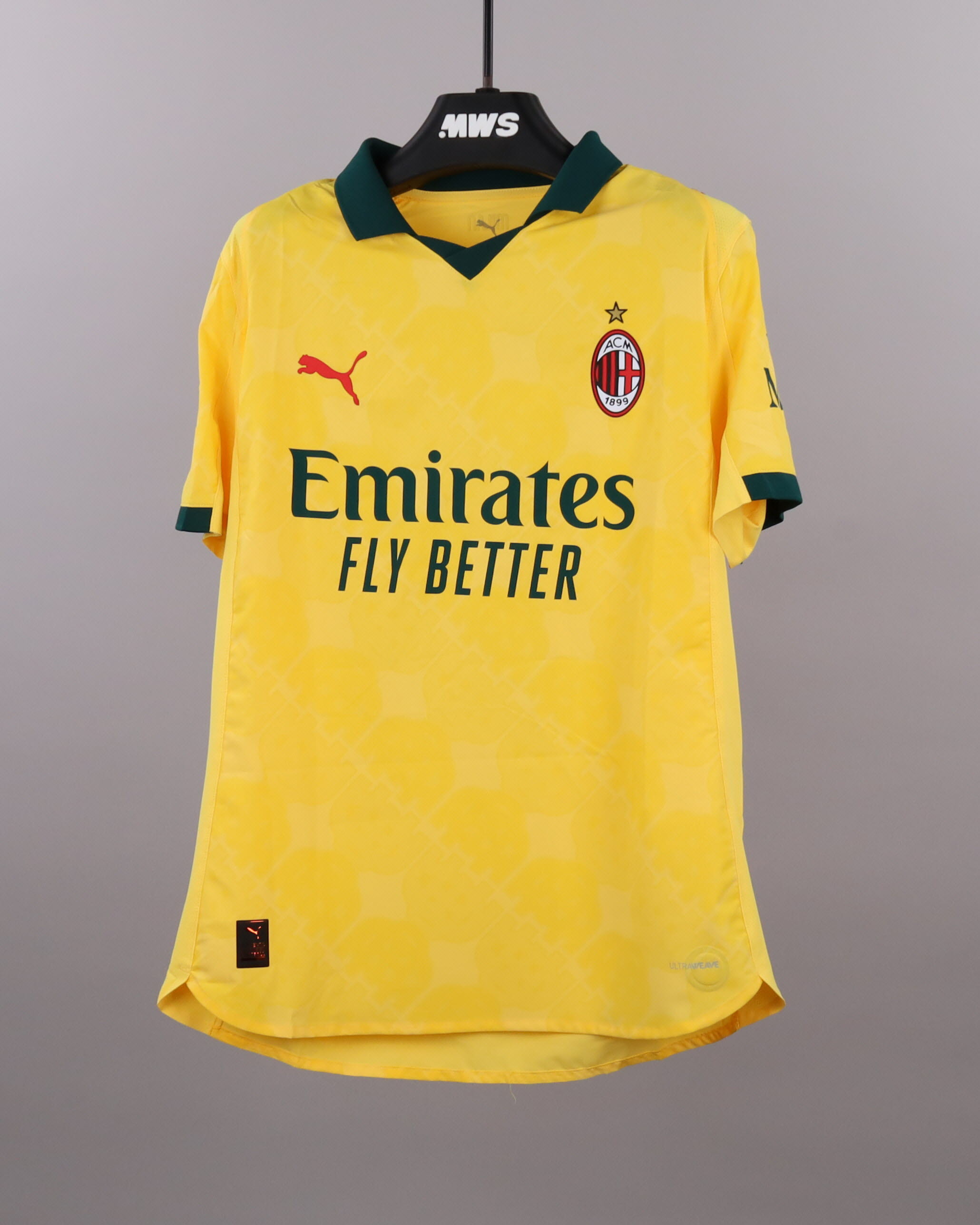 Christian Pulisic AC Milan shirt
