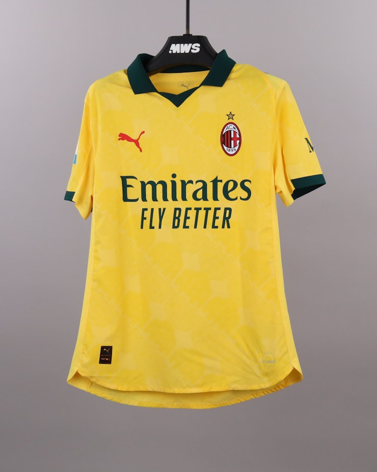 Christopher Nkunku AC Milan jersey