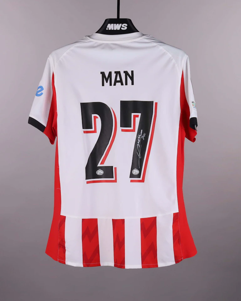 Dennis Man PSV jersey