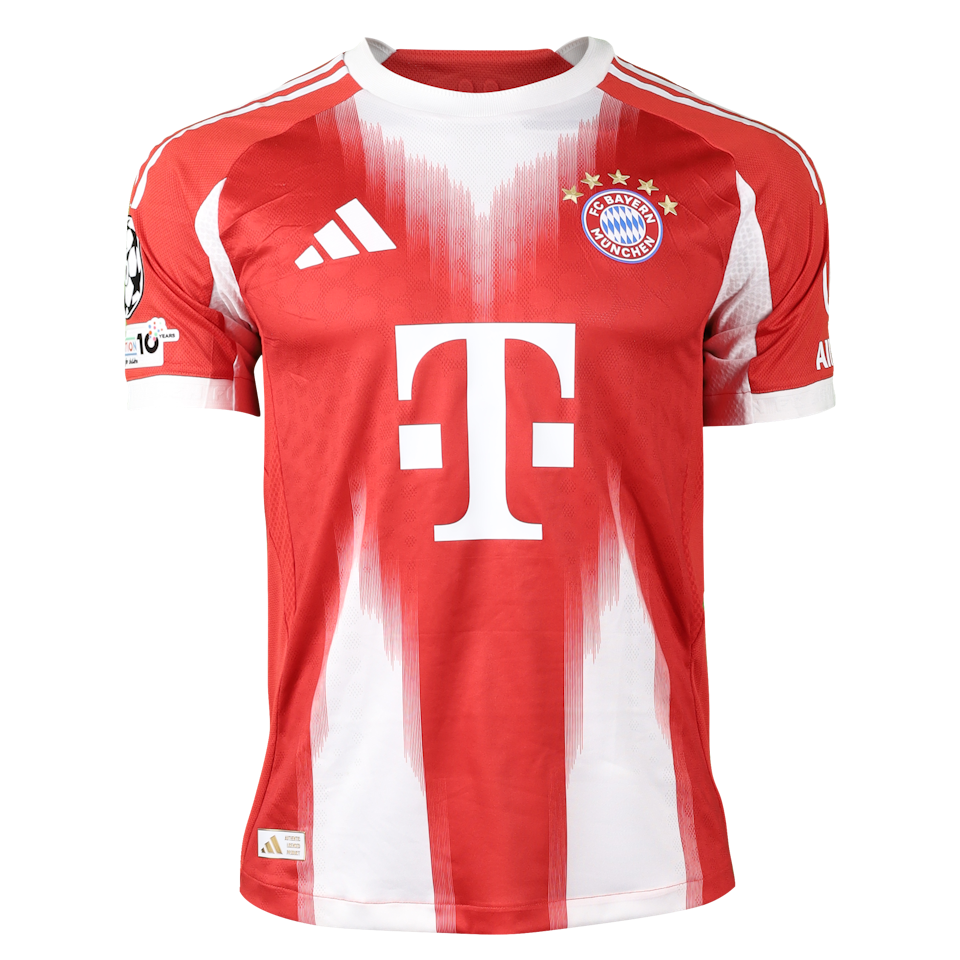 Konrad Laimer FC Bayern München shirt