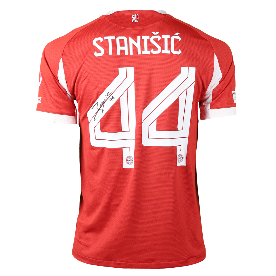Josip Stanišić FC Bayern München shirt