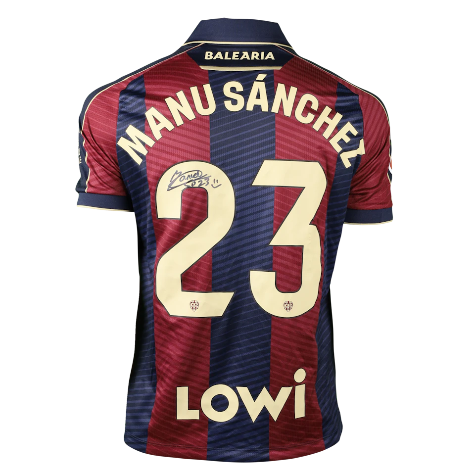 来自Levante UD的Manu Sánchez球衣