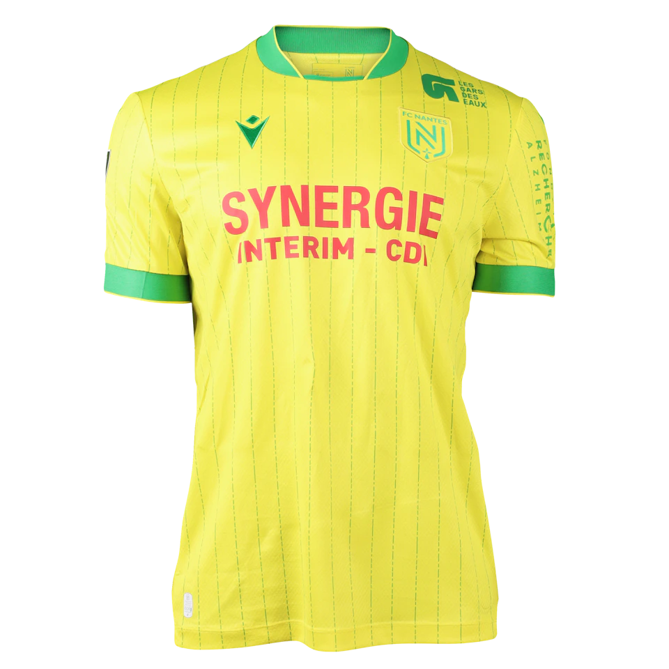 FC Nantes 팀의 Amady Camara 셔츠
