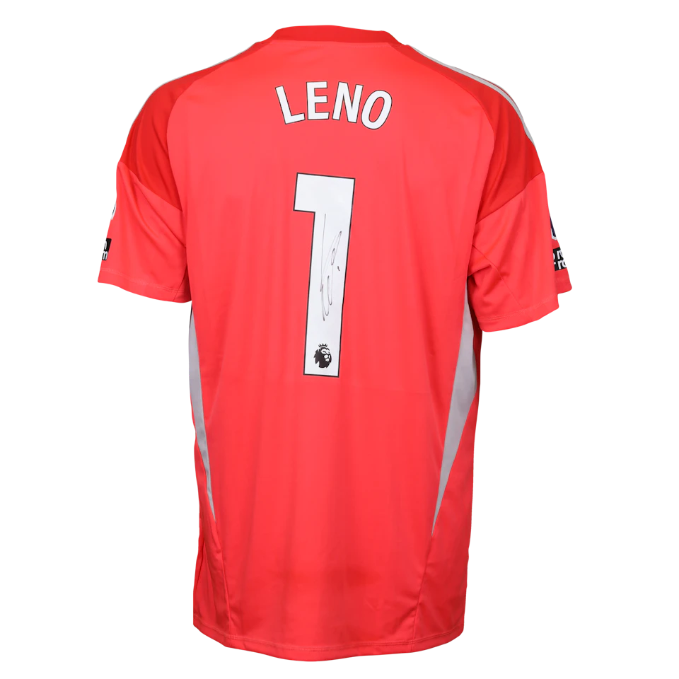来自Fulham的Bernd Leno球衣