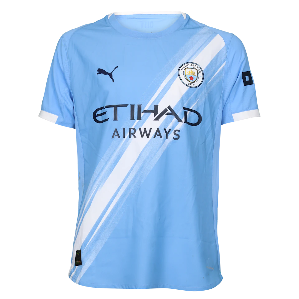 来自Manchester City的Tijjani Reijnders球衣
