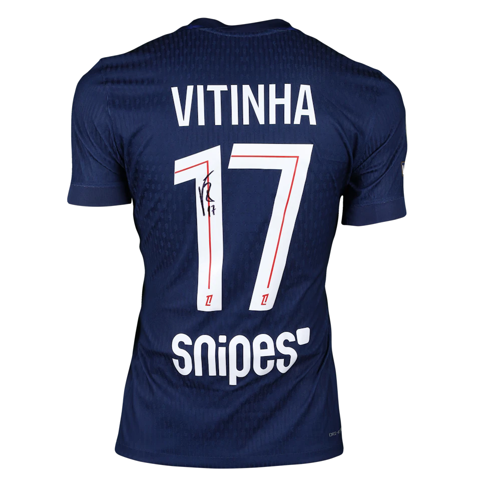 Vitinha Paris Saint-Germain shirt