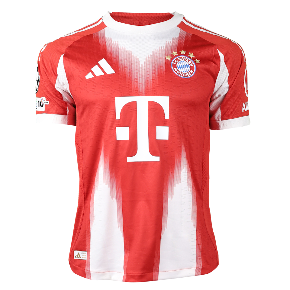 Konrad Laimer FC Bayern München shirt