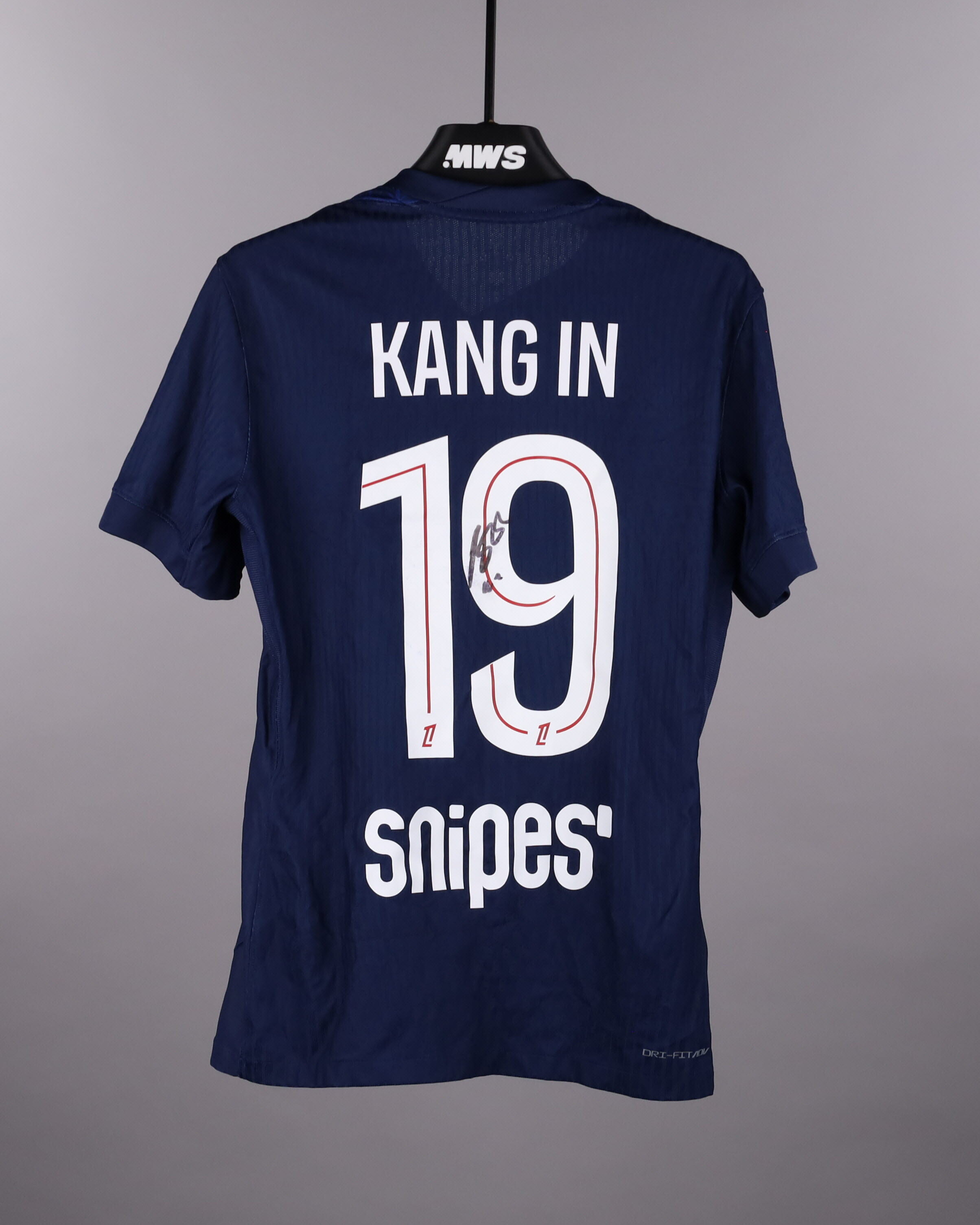 Kang-In Lee 이강인 Paris Saint-Germain shirt