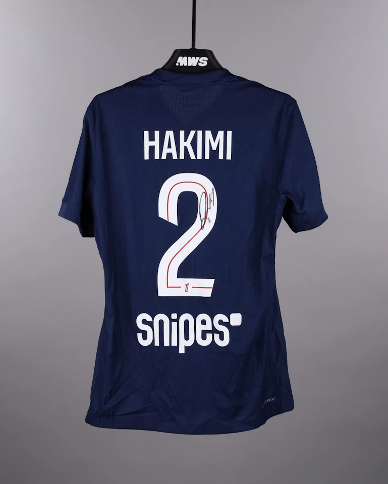 Achraf Hakimi Paris Saint-Germain shirt