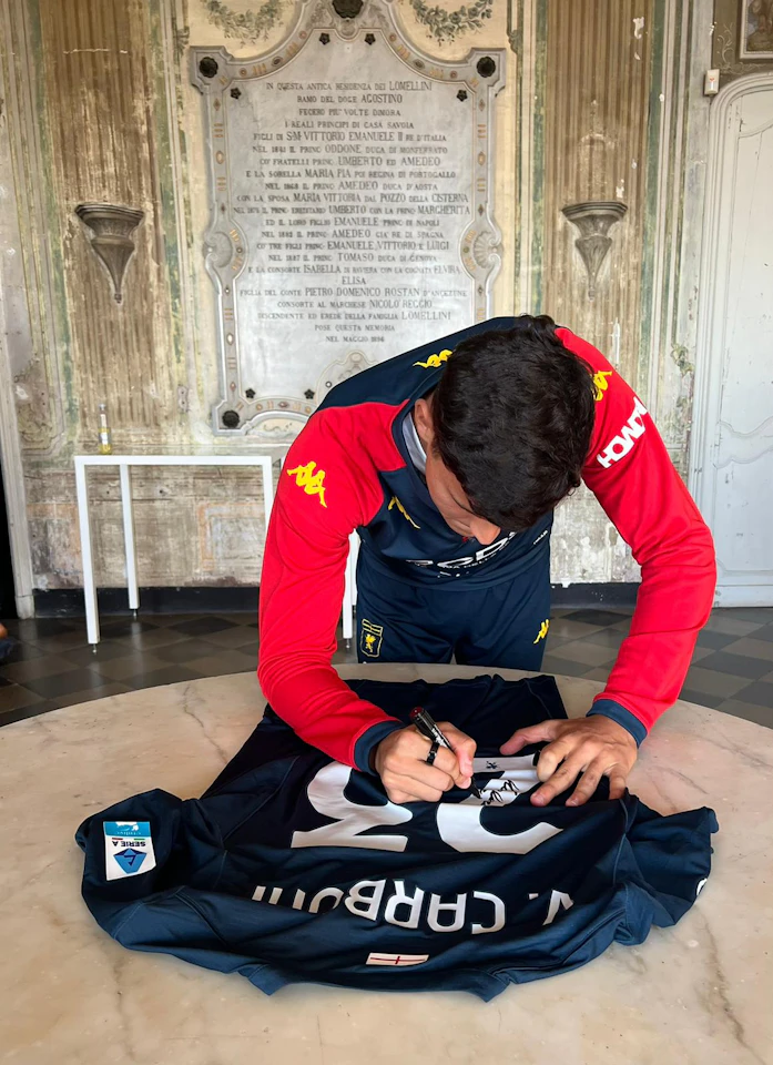 Valentin Carboni Genoa CFC shirt