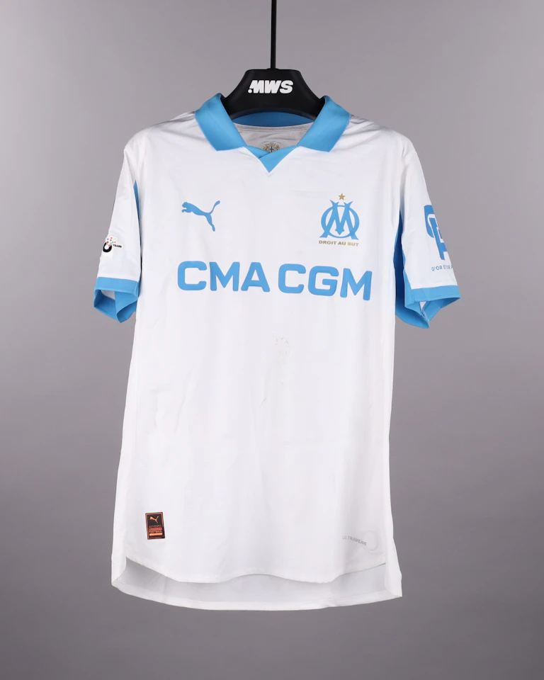 来自Olympique de Marseille的Igor Paixão球衣
