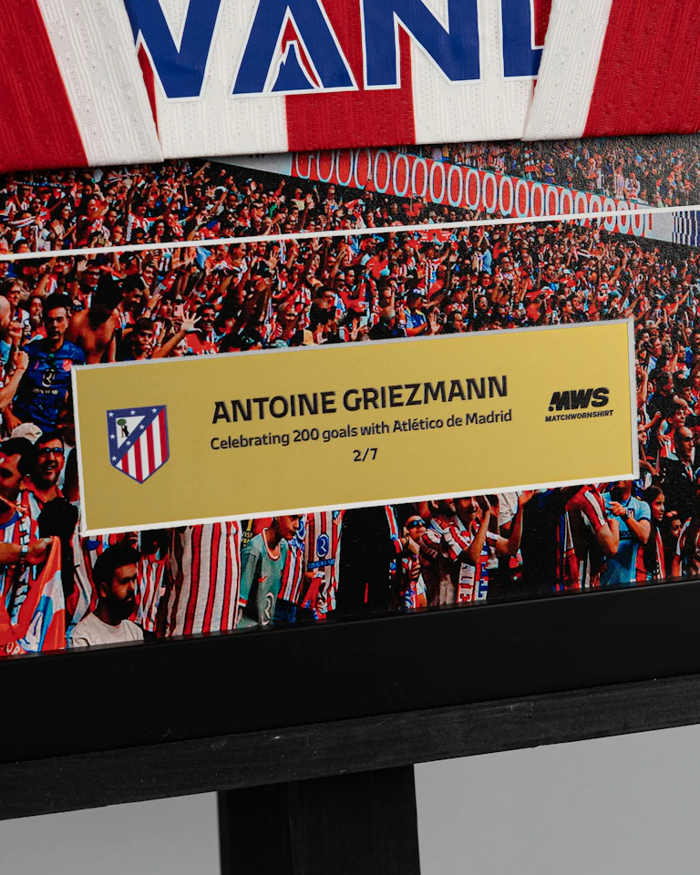 Limited Edition Framed Griezmann Shirt 200 Goals - 2