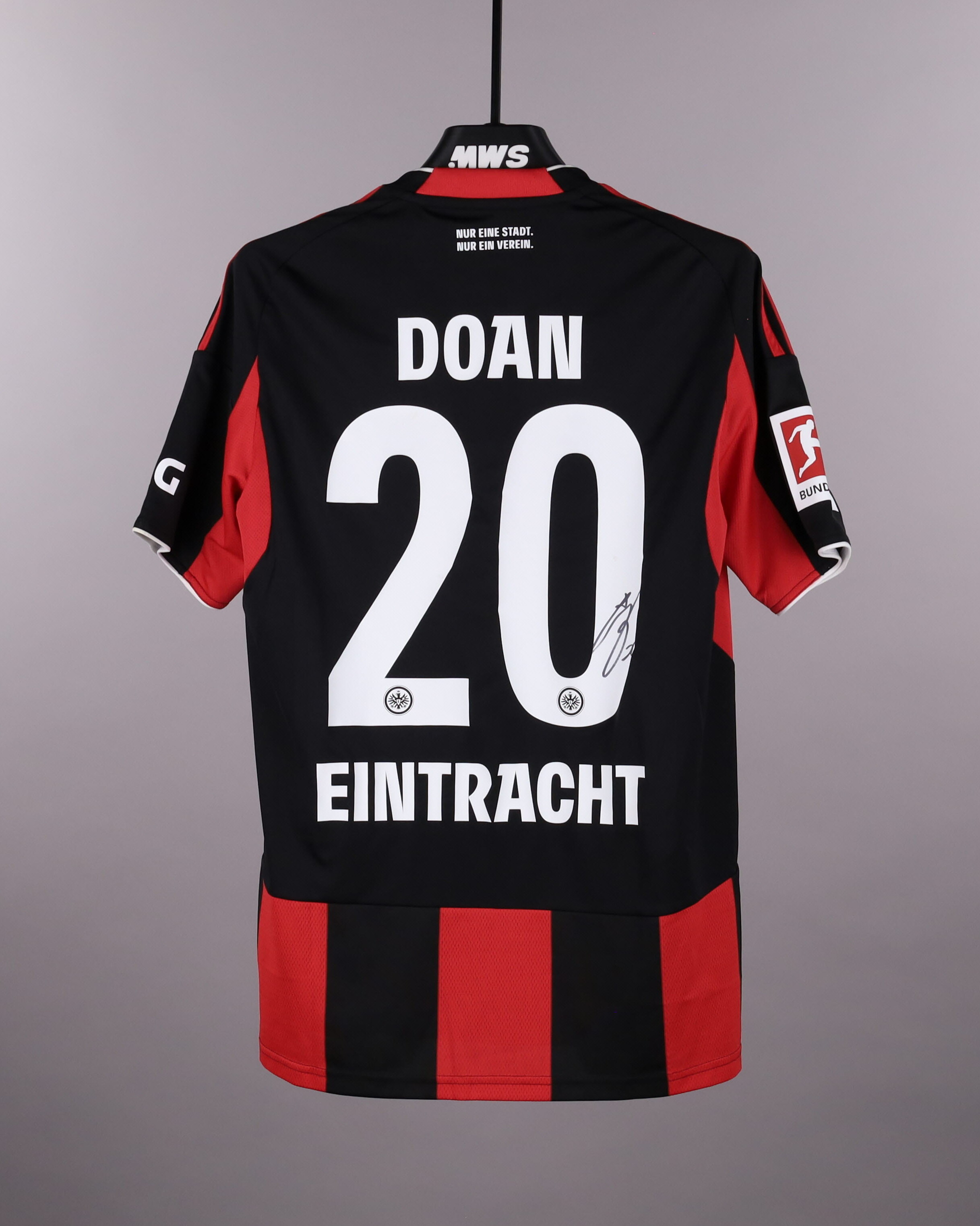 Eintracht Frankfurt - FC Bayern München - Bundesliga - 10/4/2025