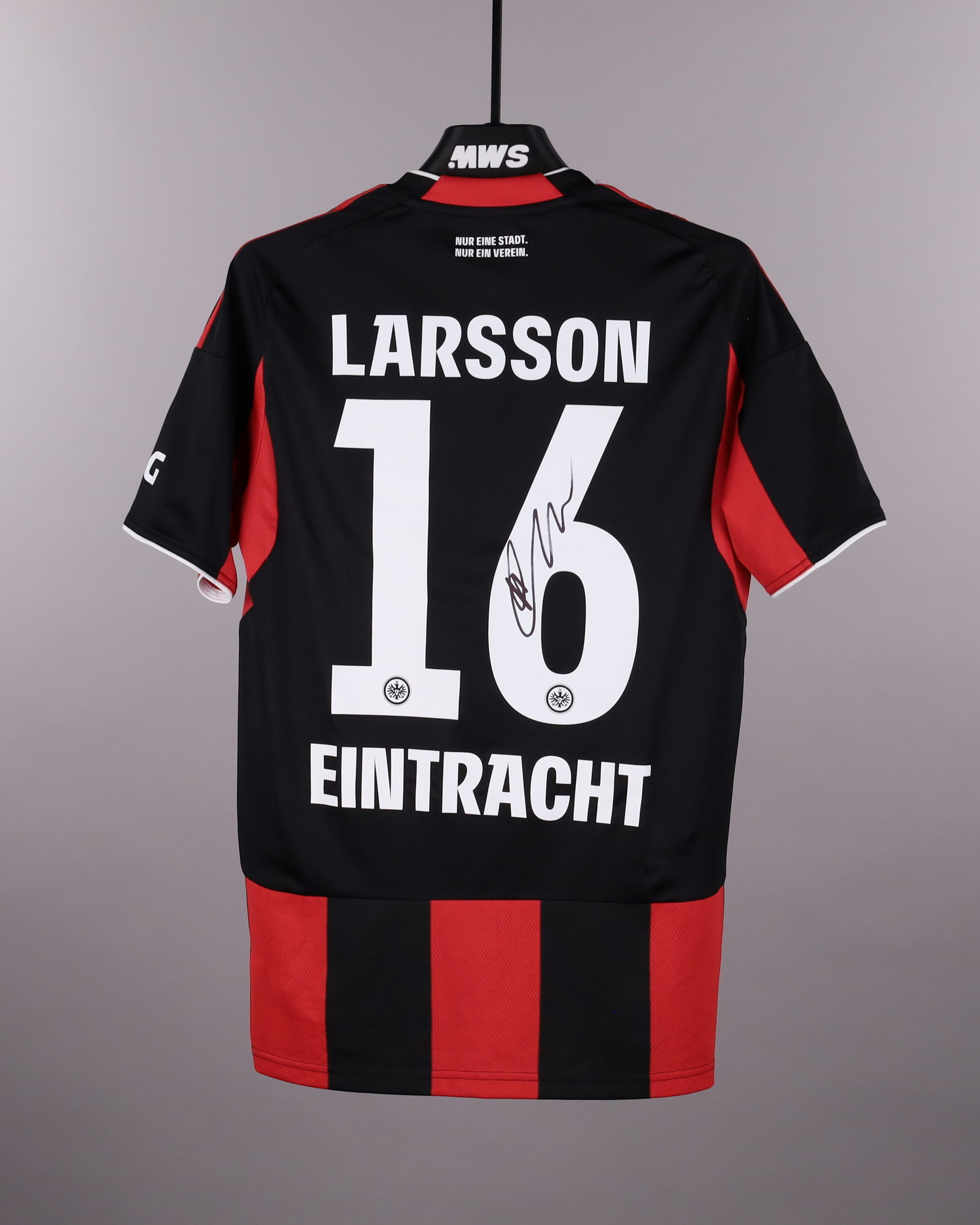 【ドイツで購入】Eintracht Frankfurt DOAN 20 Lサイズ Eintracht Frankfurt 2019/20 Nike Europa League Home Shirt Jersey