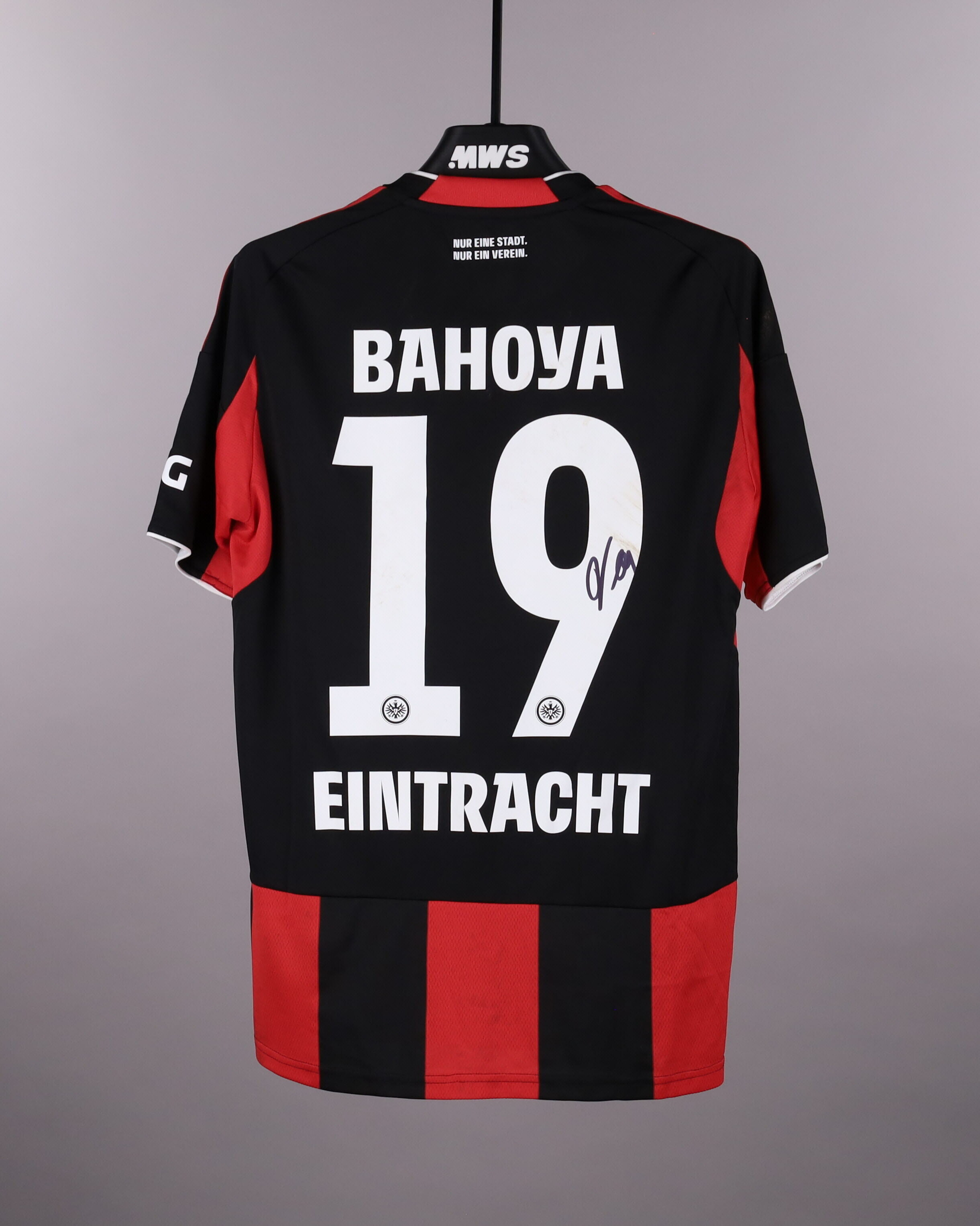 Eintracht Frankfurt - FC Bayern München - Bundesliga - 10/4/2025