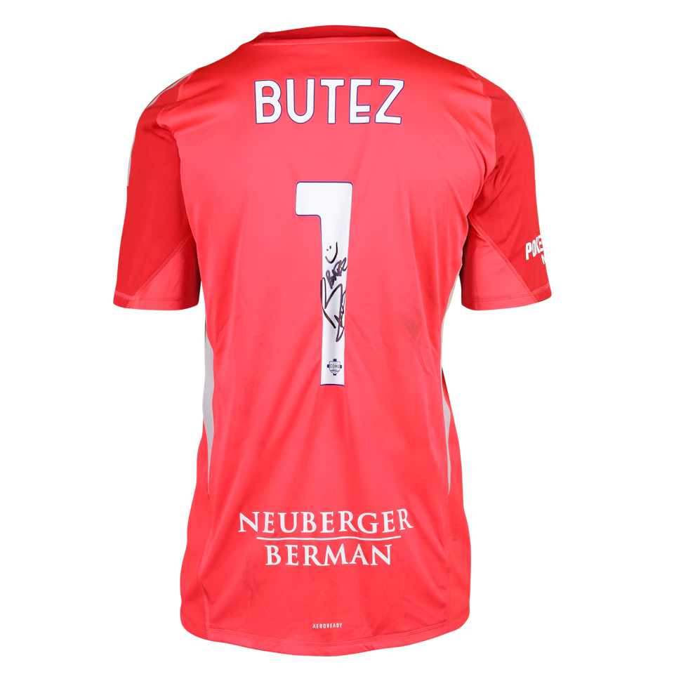 来自Como 1907的Jean Butez球衣