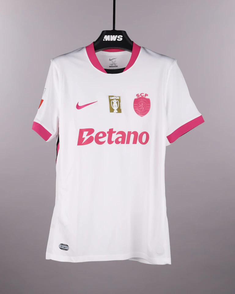 Francisco Trincão Sporting CP shirt