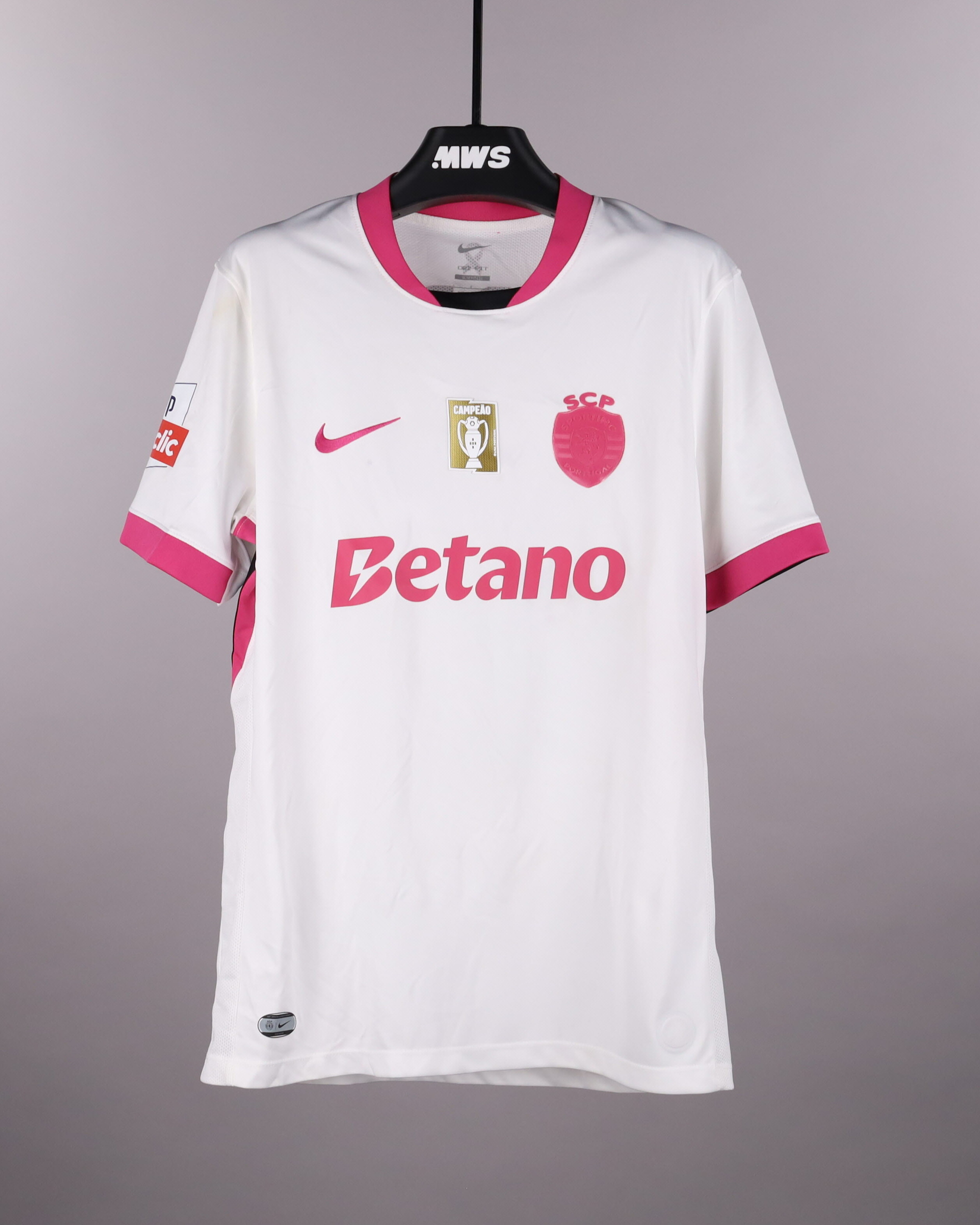 Morten Hjulmand Sporting CP shirt