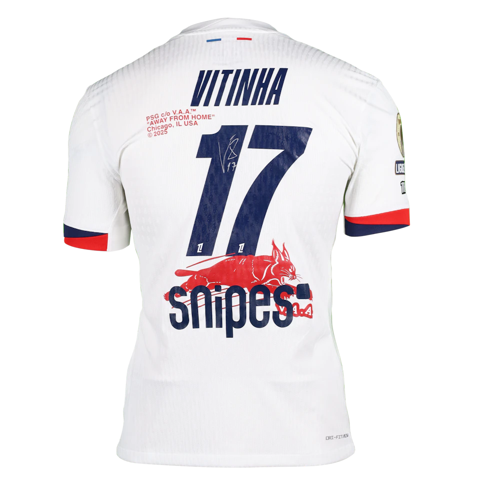 Vitinha Paris Saint-Germain shirt