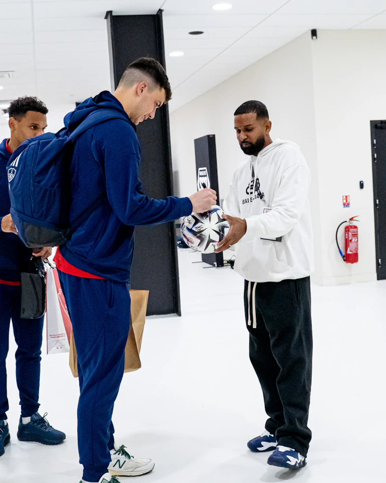 Angers SCO vs Stade Brestois 29 | Limited Edition Match Ball