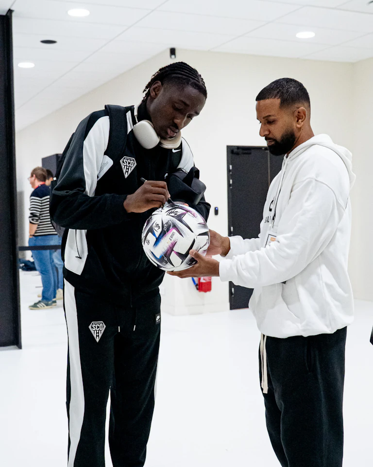 Angers SCO vs Stade Brestois 29 | Limited Edition Match Ball