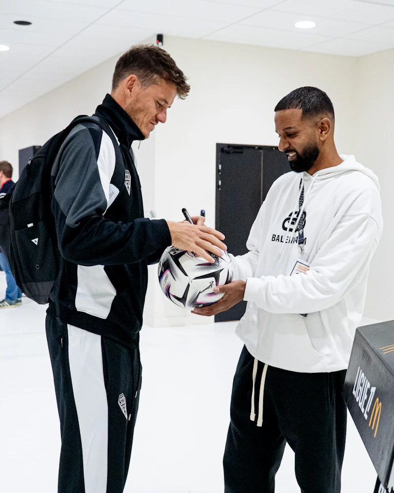 Angers SCO vs Stade Brestois 29 | Limited Edition Match Ball