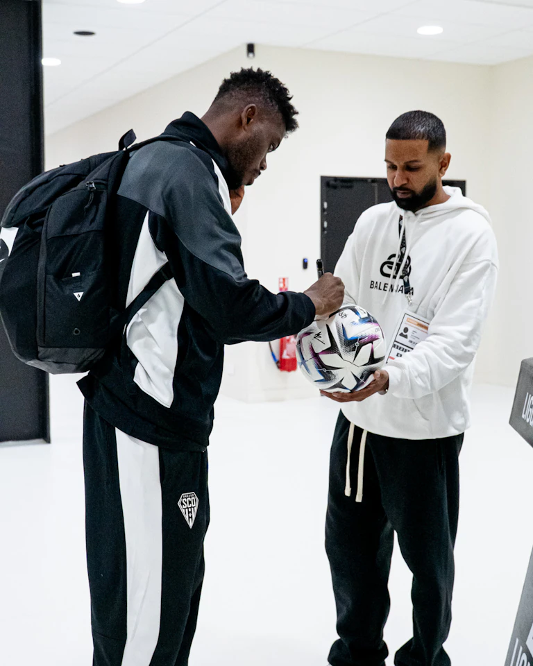 Angers SCO vs Stade Brestois 29 | Limited Edition Match Ball