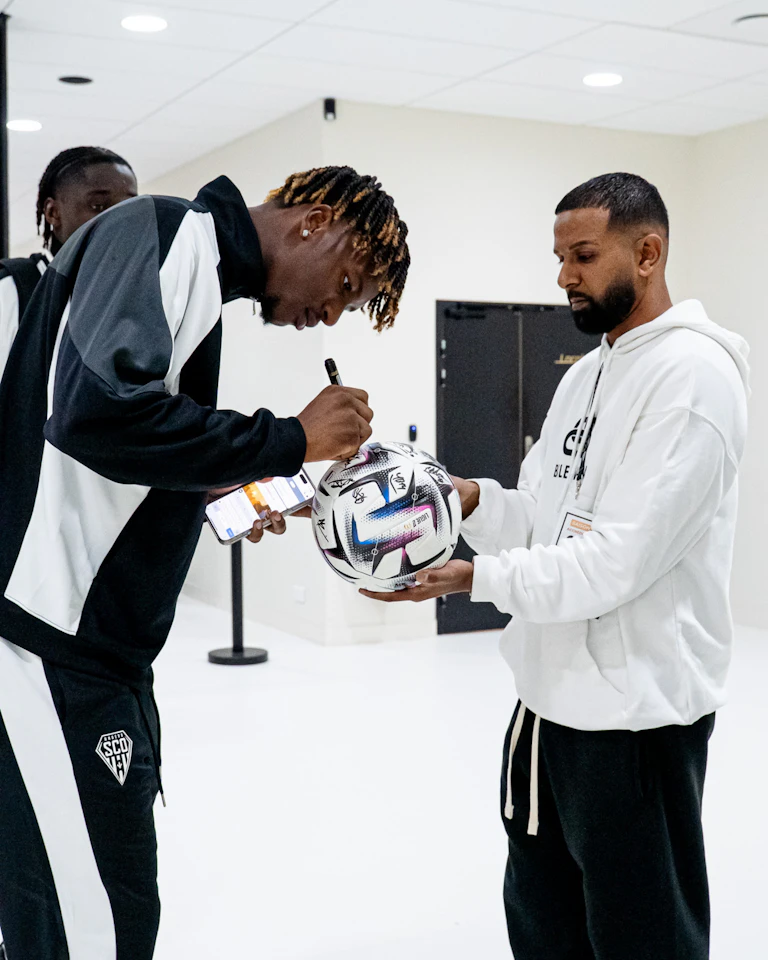 Angers SCO vs Stade Brestois 29 | Limited Edition Match Ball