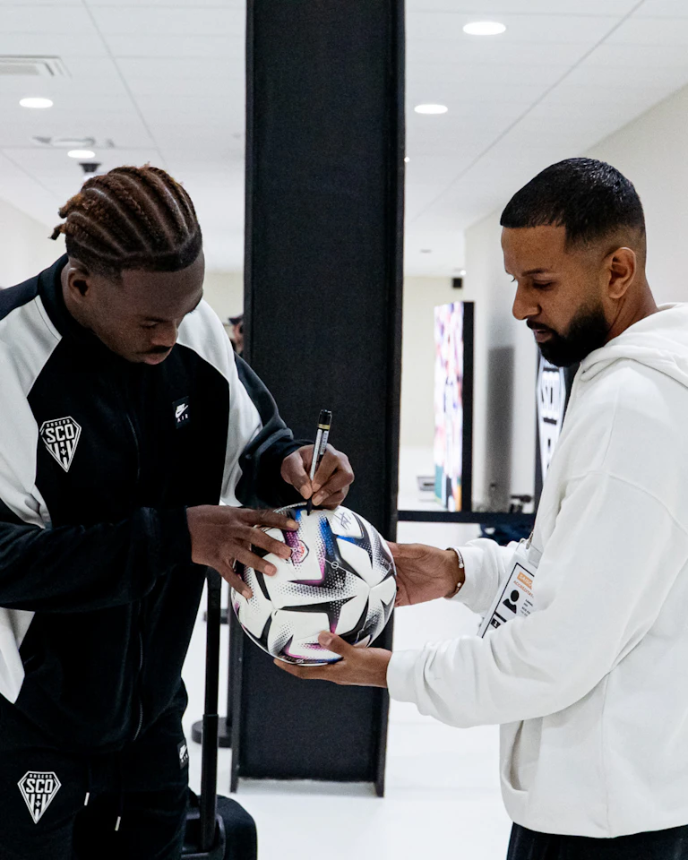 Angers SCO vs Stade Brestois 29 | Limited Edition Match Ball