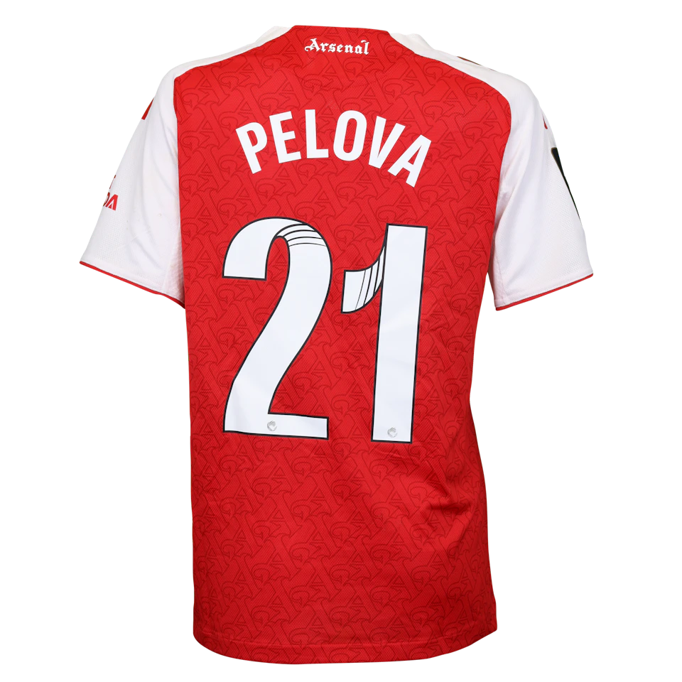 来自Arsenal WFC的Victoria Pelova球衣