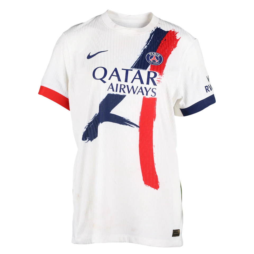 来自Paris Saint-Germain Féminines的Griedge Mbock球衣