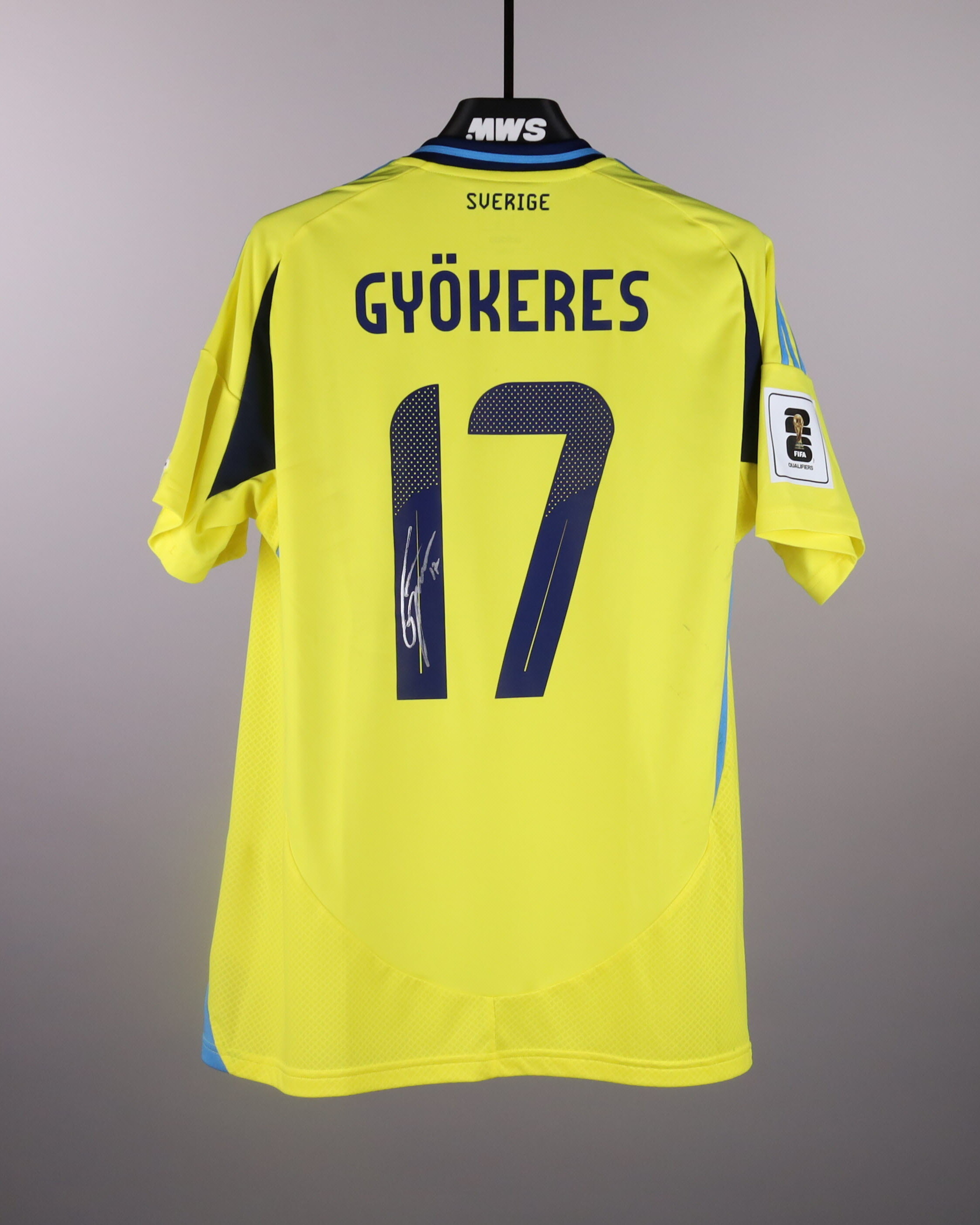 Viktor Gyökeres | Sweden - Switzerland | MatchWornShirt
