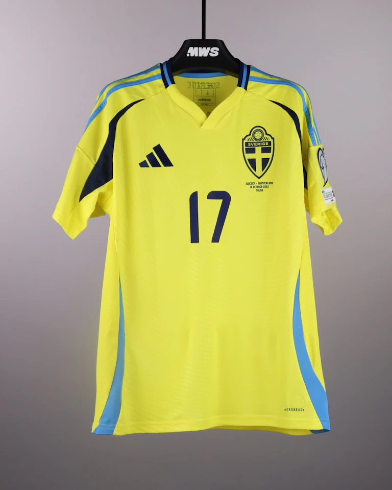 Viktor Gyökeres Sweden shirt