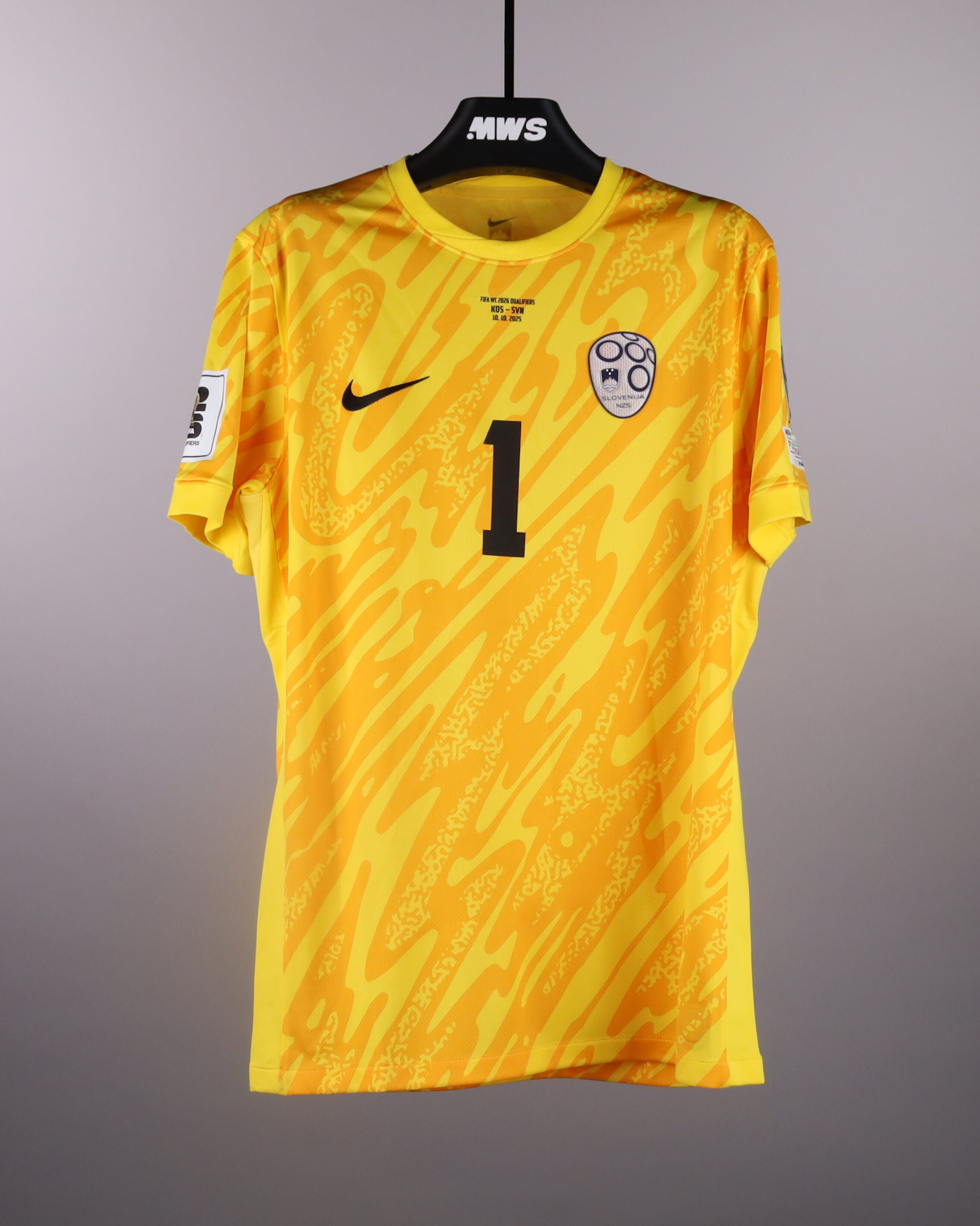 Jan Oblak Slovenia shirt