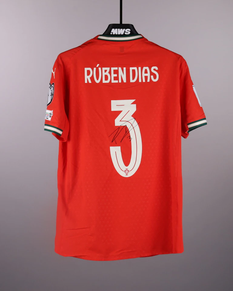 Portugal-Trikot von Rúben Dias