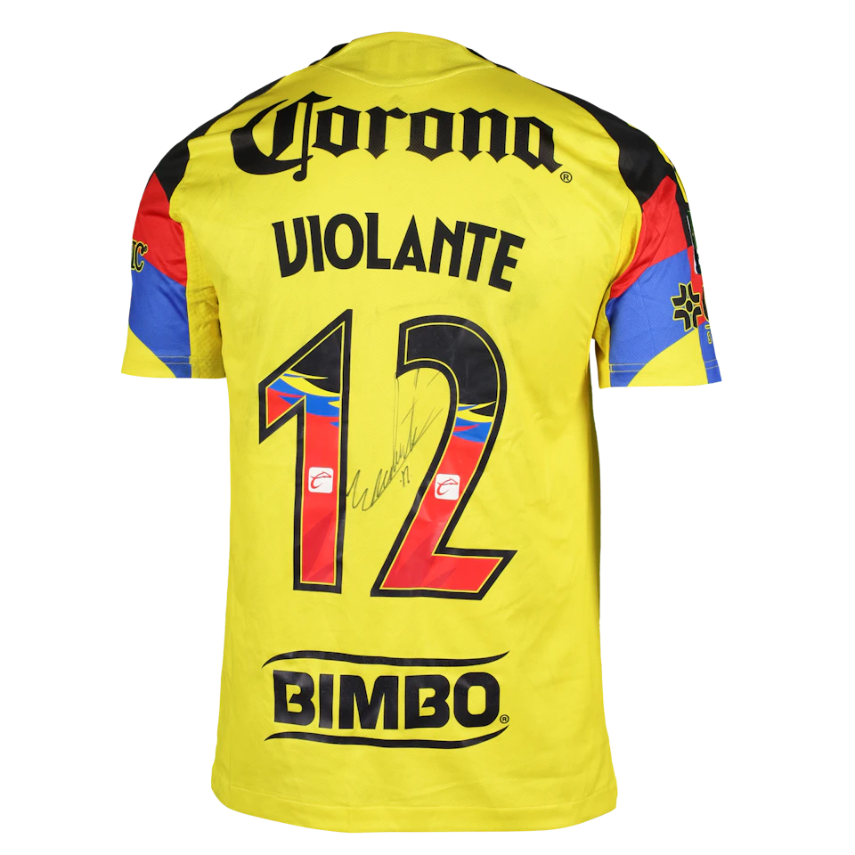 Isaías Violante Club América shirt