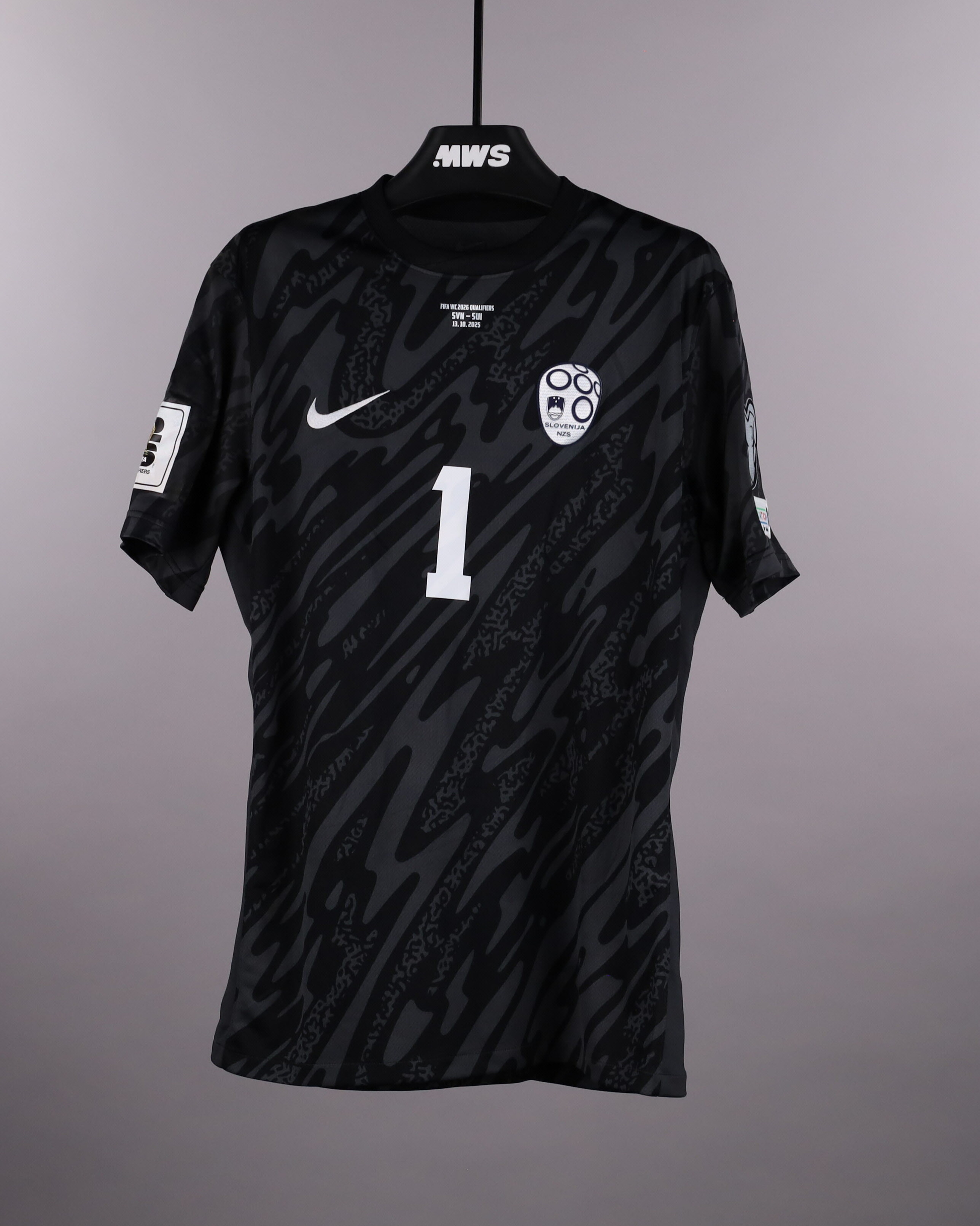 Jan Oblak Slovenia shirt