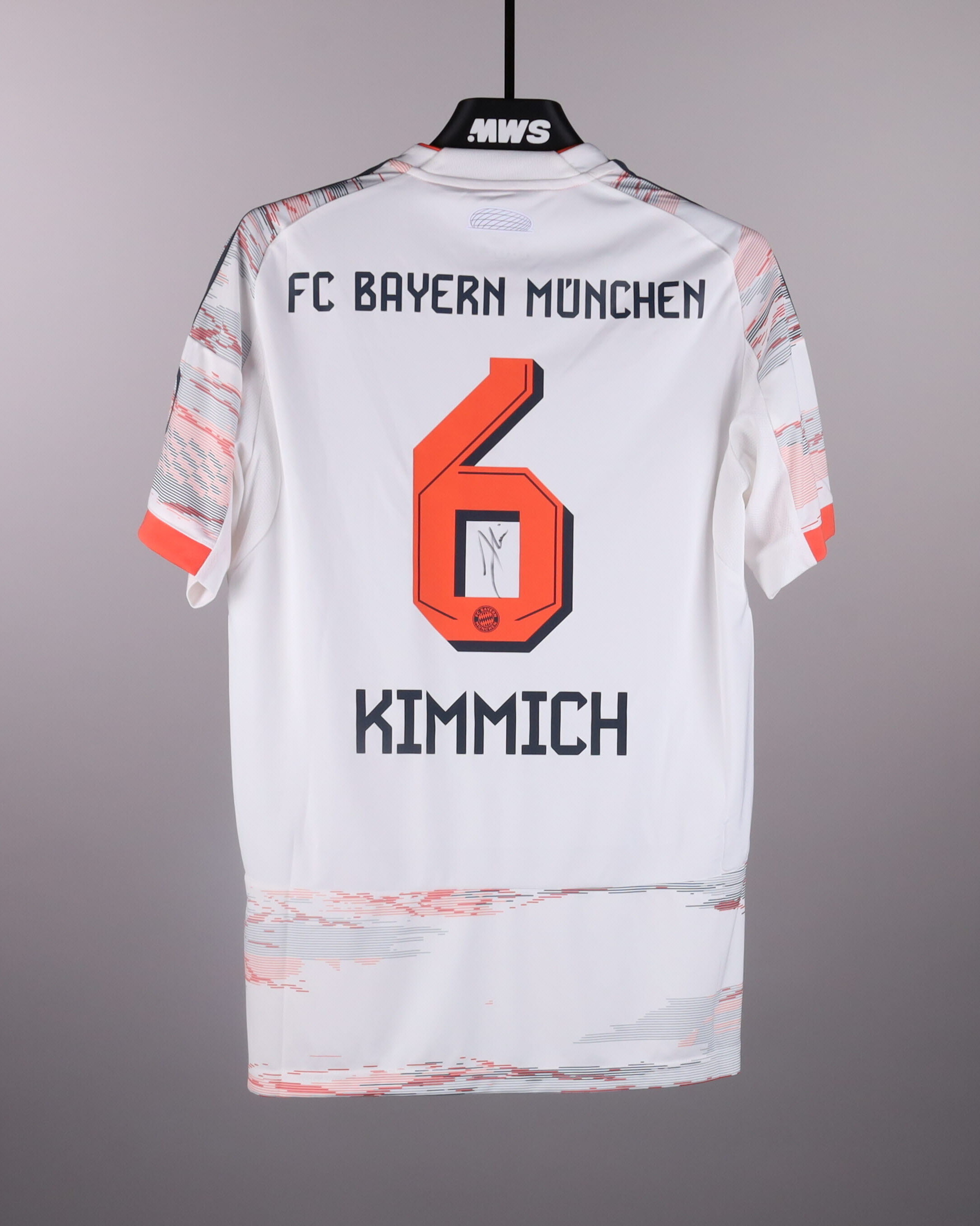 Joshua Kimmich | 25/26 FC Bayern München shirt