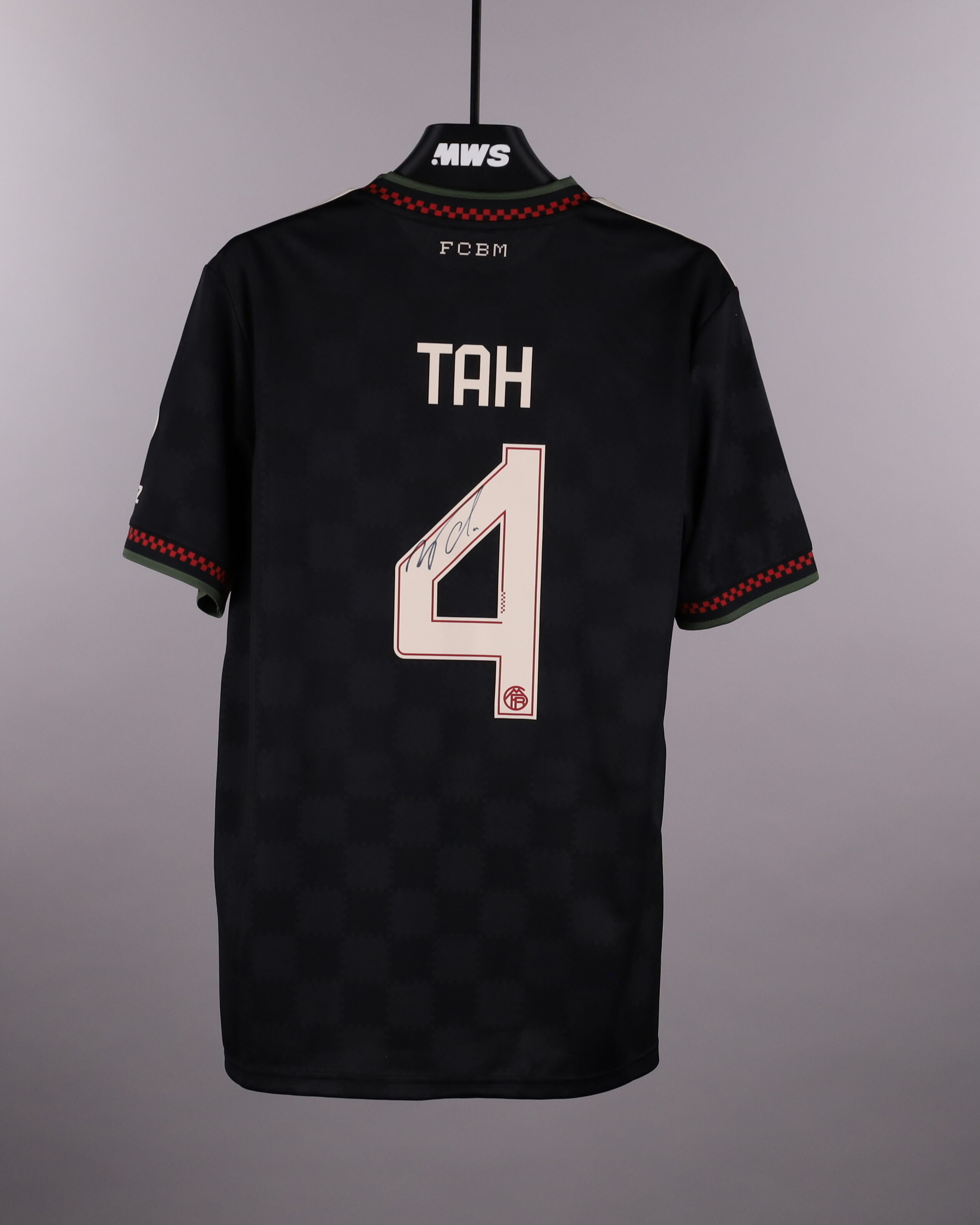 Maillot de Jonathan Tah | 25/26 (FC Bayern München)