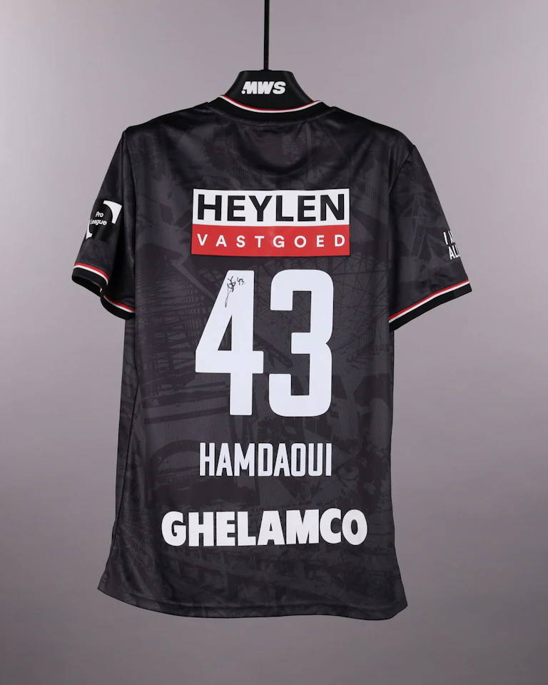 来自Royal Antwerp FC的Youssef Hamdaoui球衣
