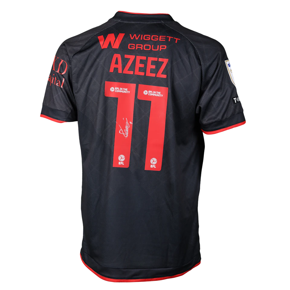 来自Millwall的Femi Azeez球衣
