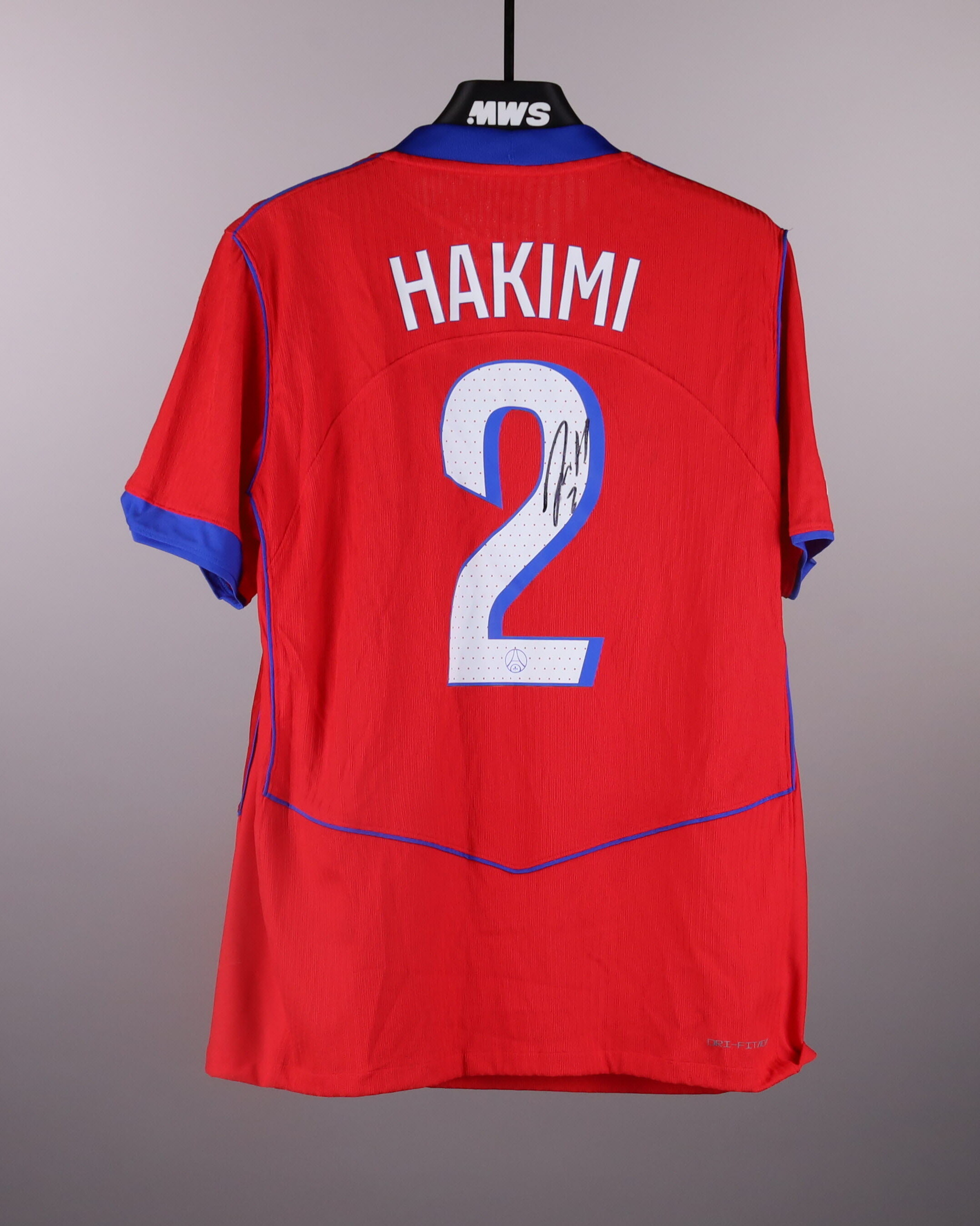 Achraf Hakimi Paris Saint-Germain shirt