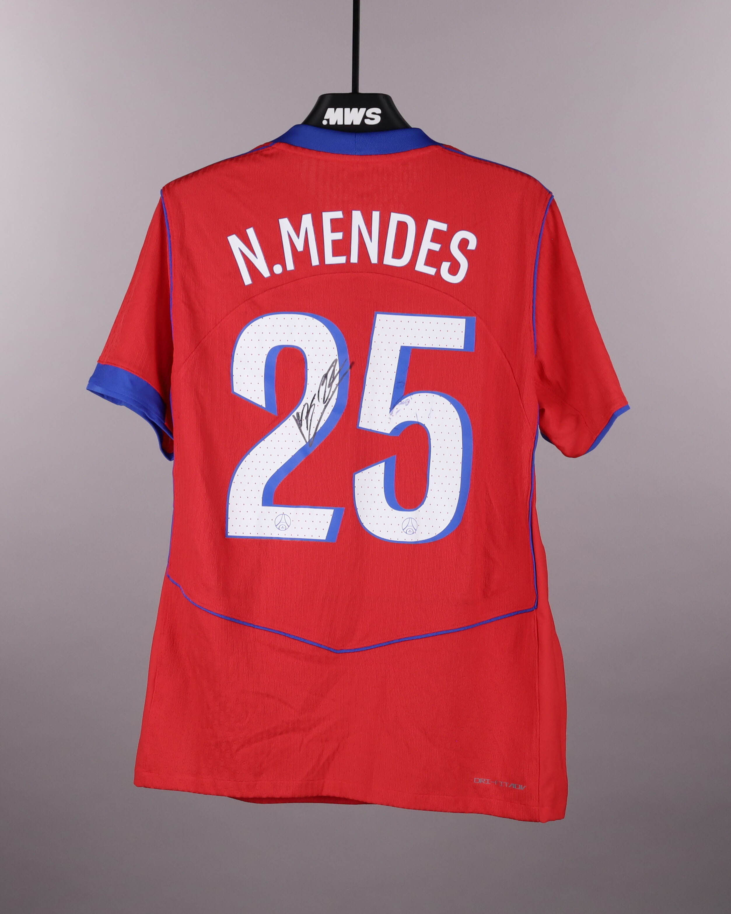 Nuno Mendes Paris Saint-Germain shirt