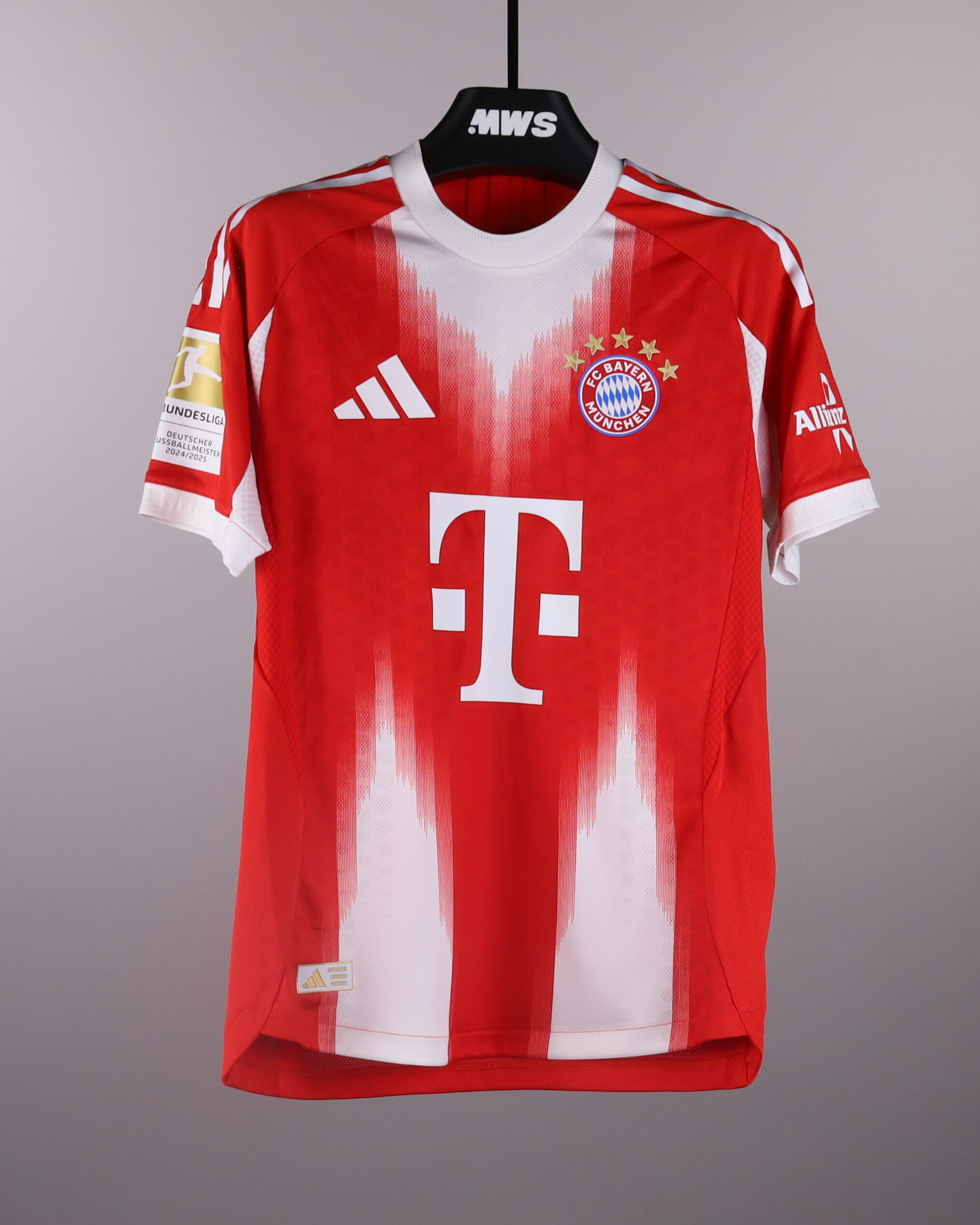 Lennart Karl | FC Bayern München - Borussia Dortmund | MWS