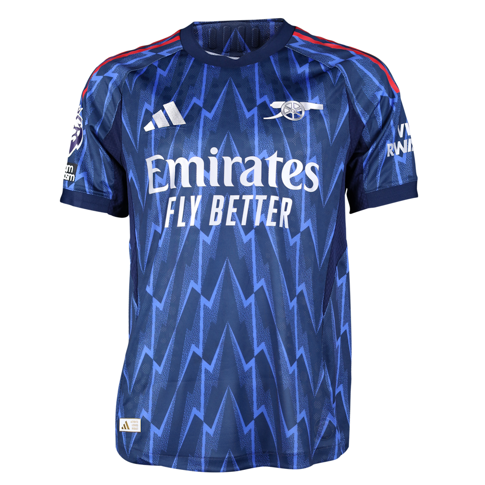 Eberechi Eze Arsenal jersey