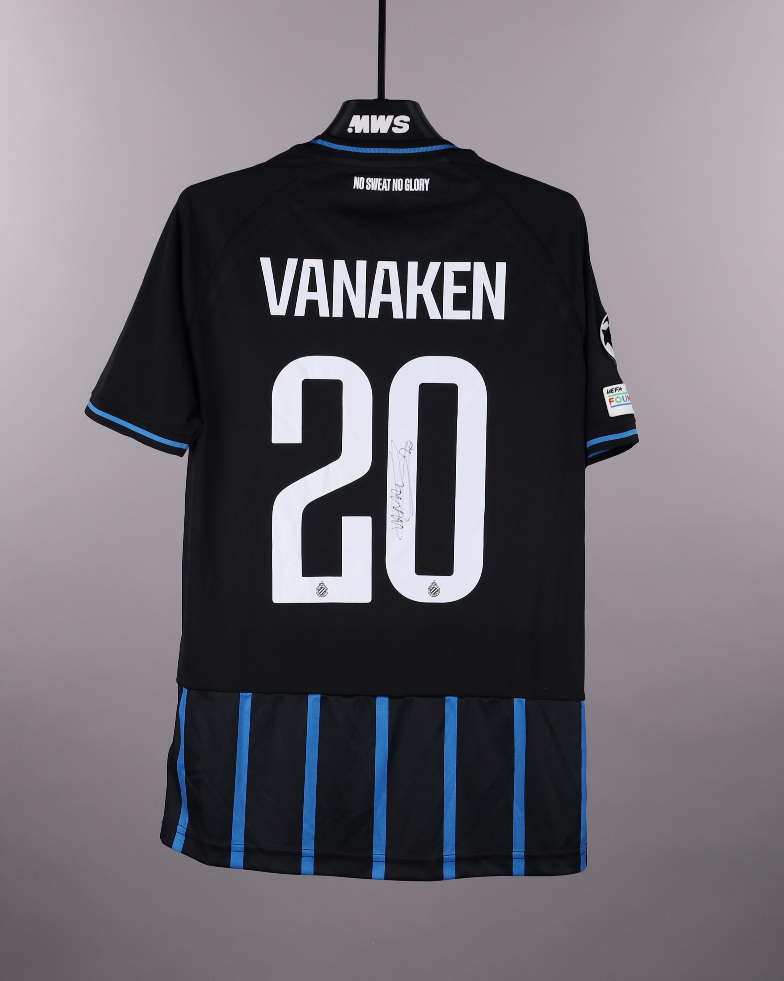 Hans Vanaken Club Brugge shirt