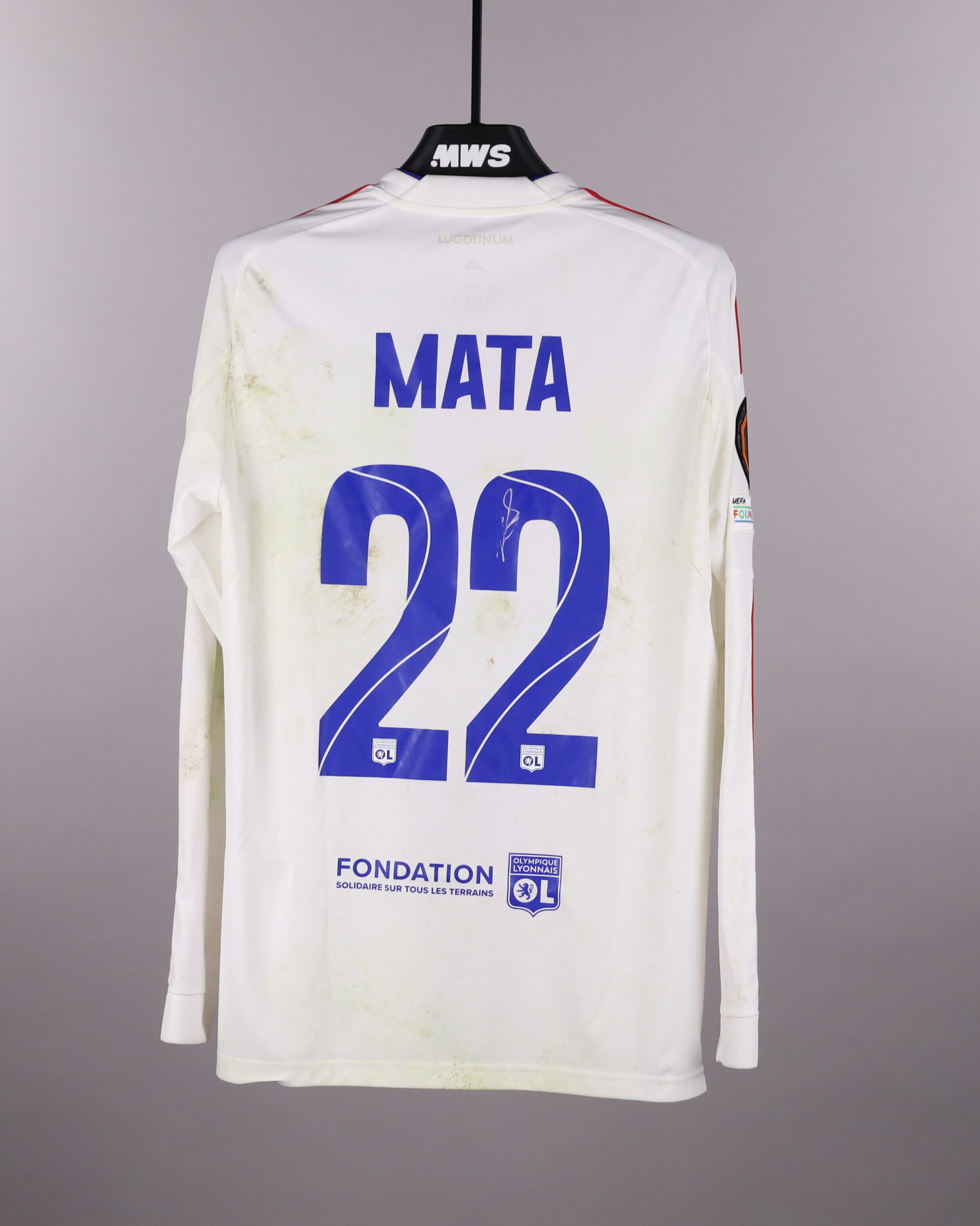 Clinton Mata Olympique Lyonnais shirt