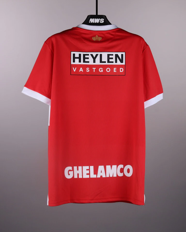 Squad Signed Shirt - 5